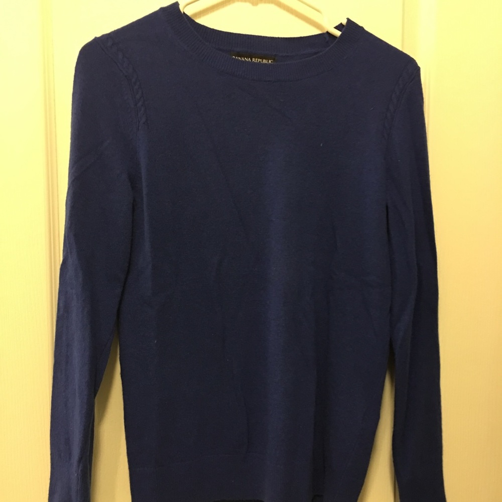 Banana Republic dark blue sweater